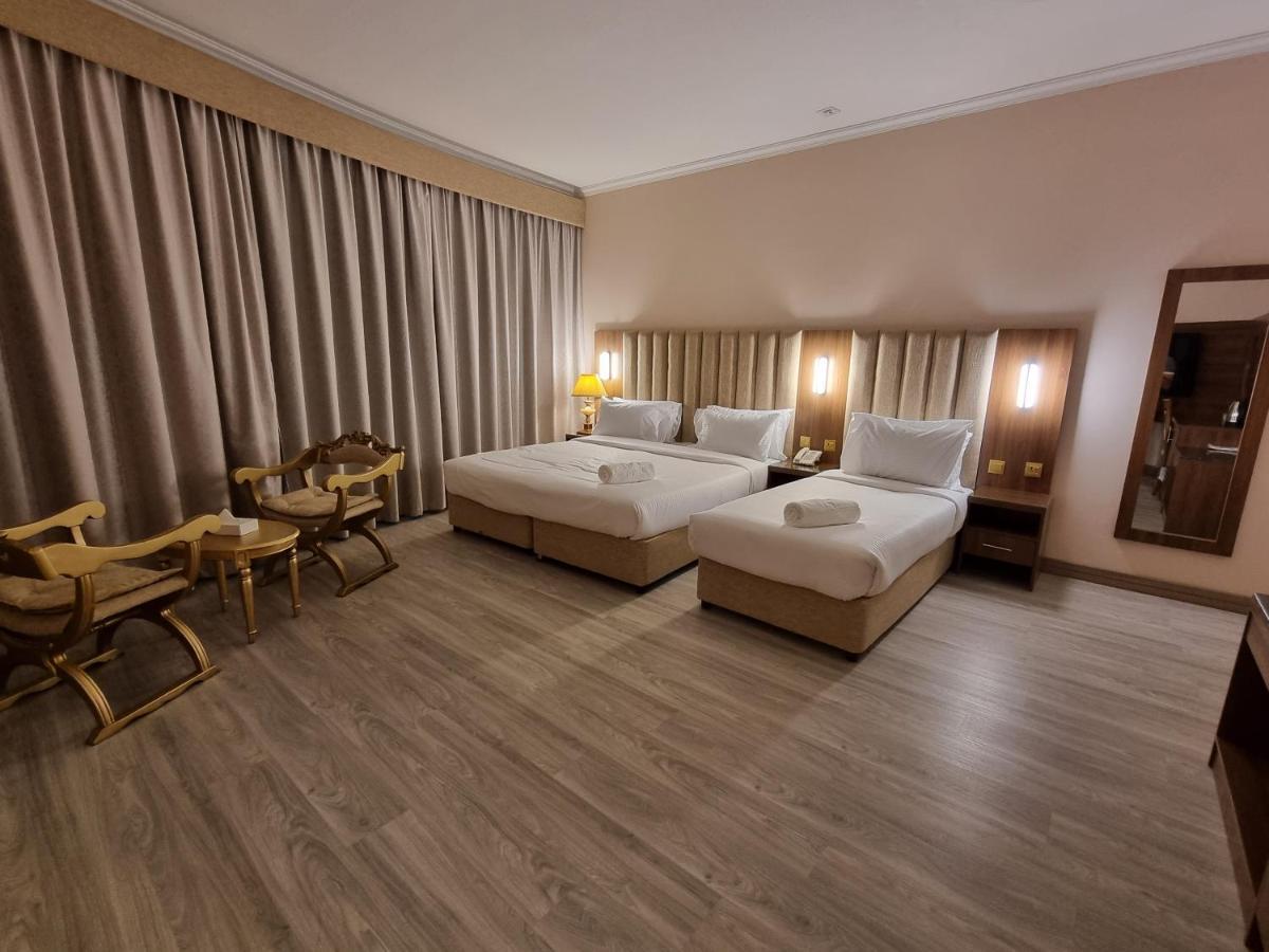 Bliss Square Hotel Dubai Exterior photo