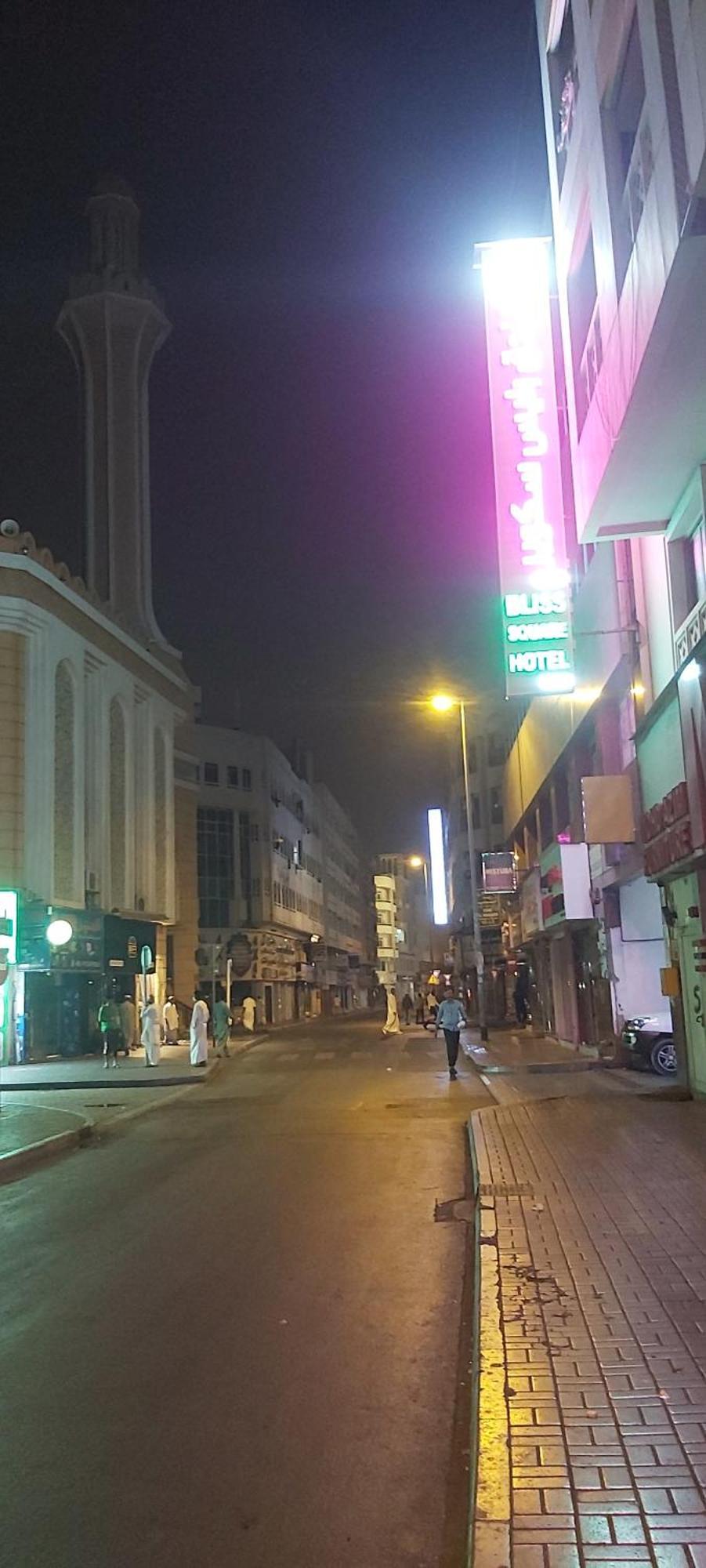 Bliss Square Hotel Dubai Exterior photo