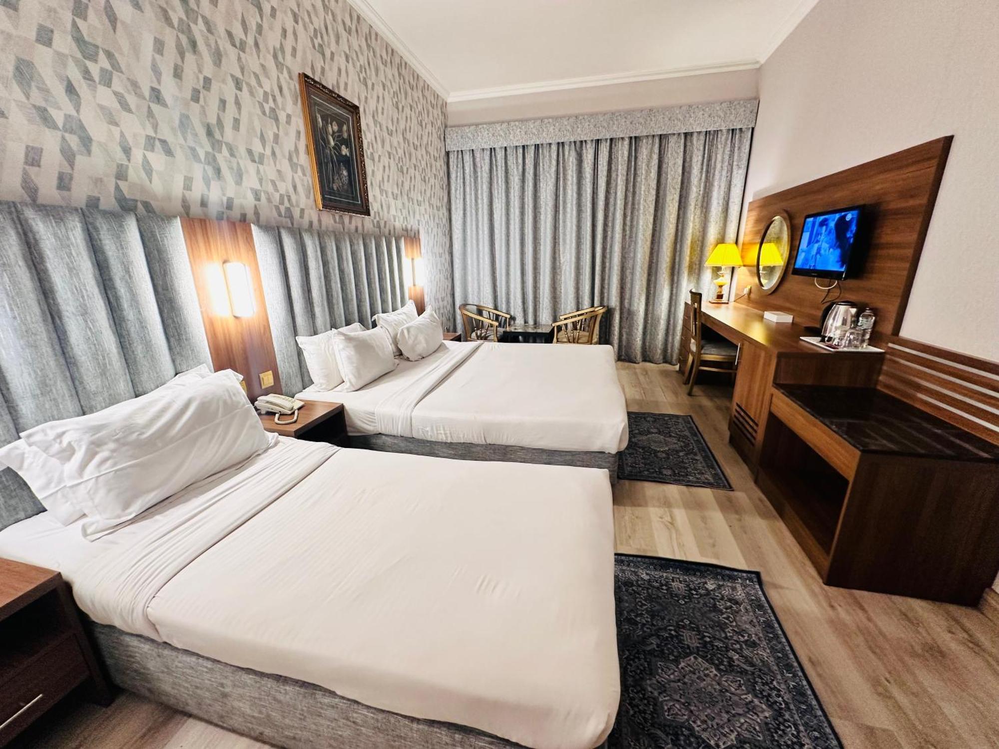 Bliss Square Hotel Dubai Exterior photo