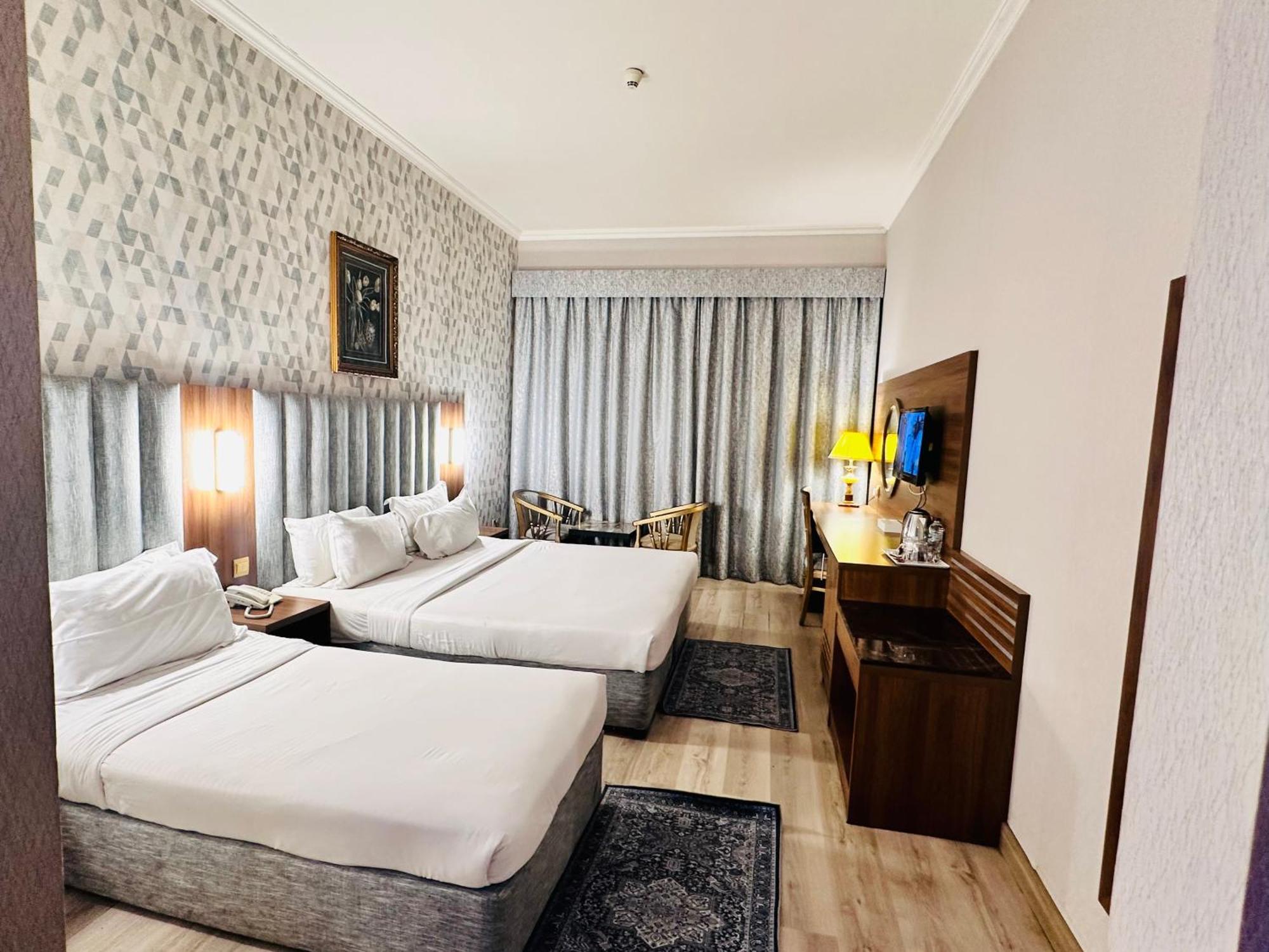 Bliss Square Hotel Dubai Exterior photo