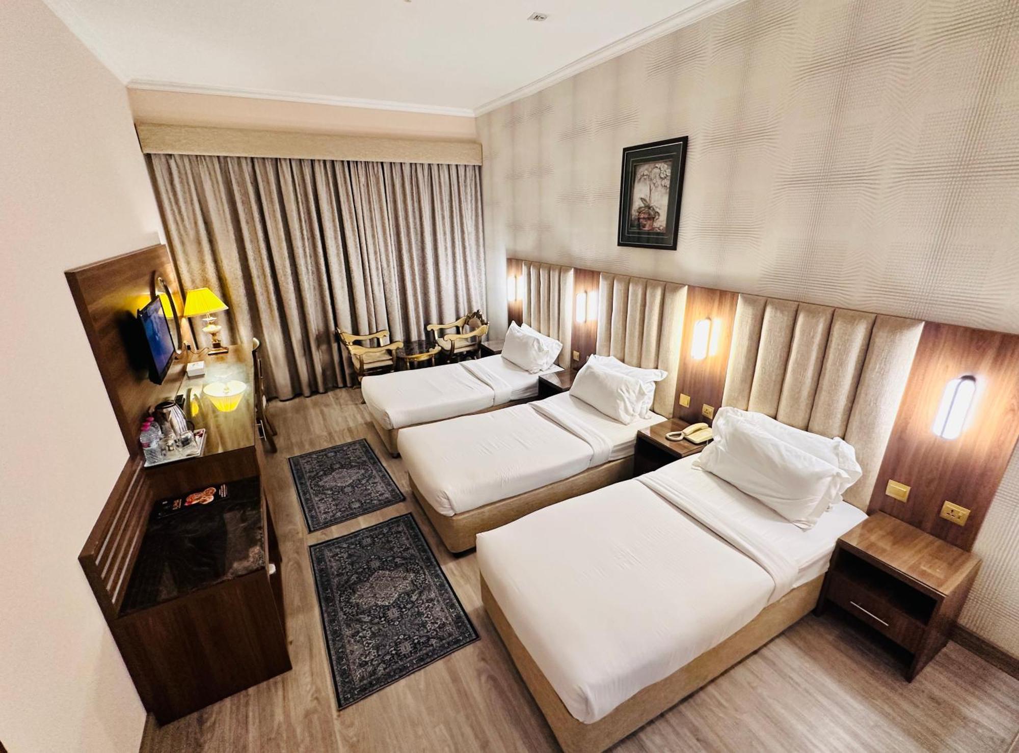 Bliss Square Hotel Dubai Exterior photo